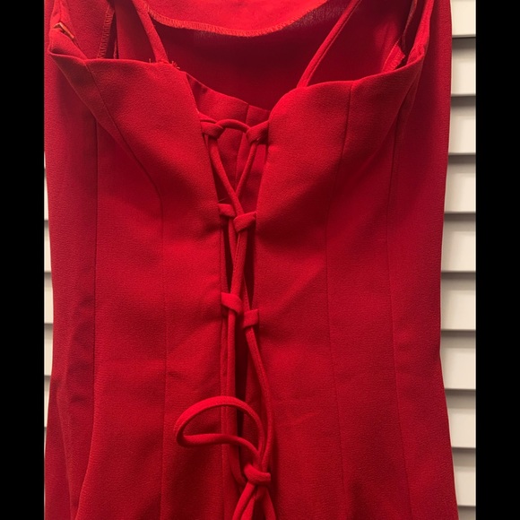 Red Dress - Picture 4 of 8